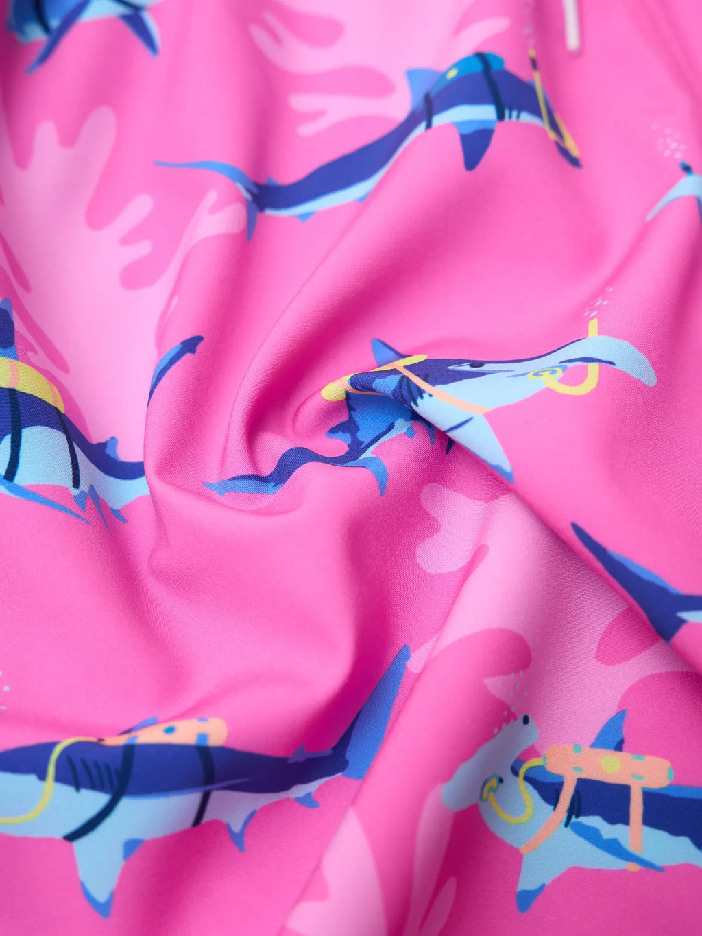 The Great Pink Sharks 7" (Classic Lined Swim Trunk)