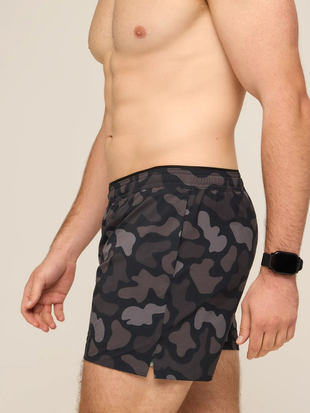 The Duck & Covers 5.5" (Ultimate Training Short with Hidden Liner)- Black