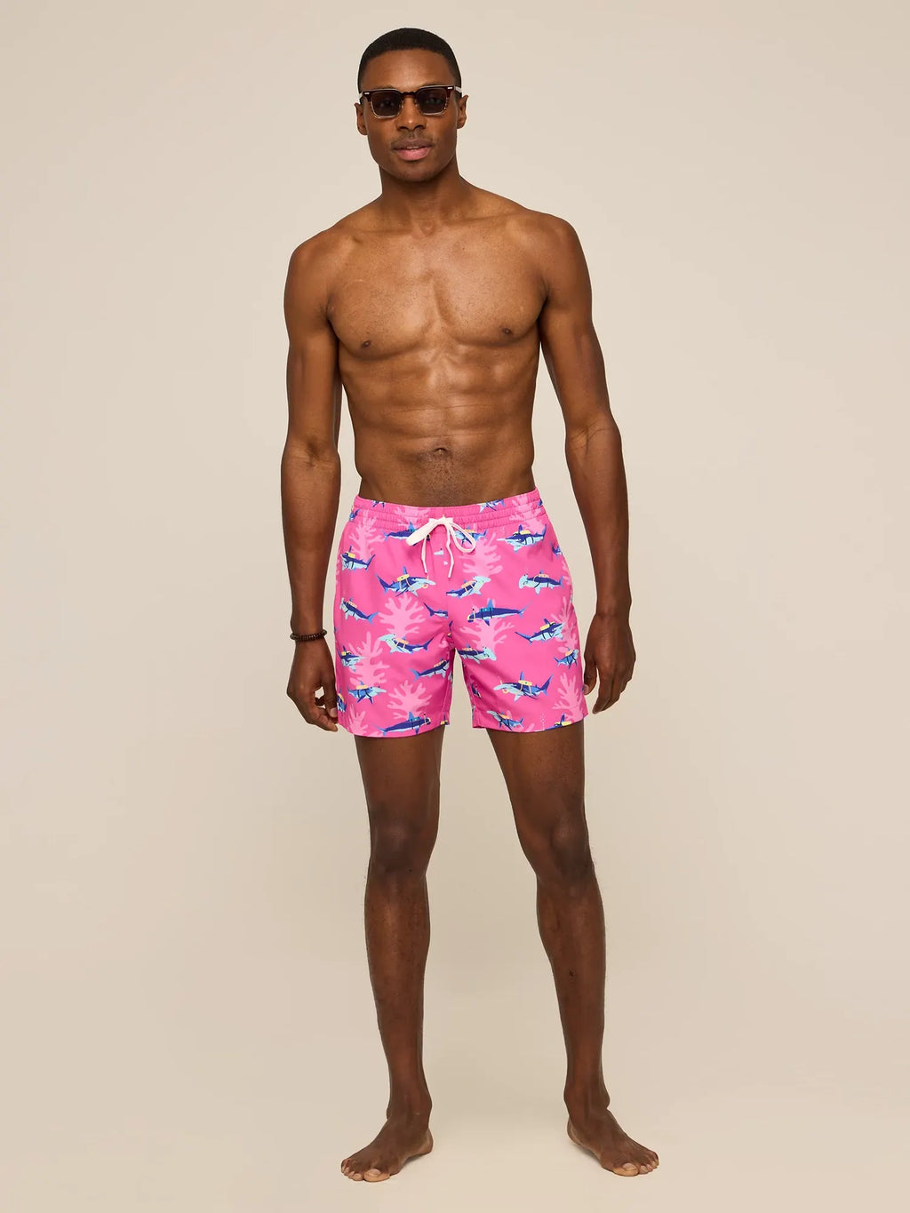 The Great Pink Sharks 5.5"  (Classic Lined Swim Trunk)