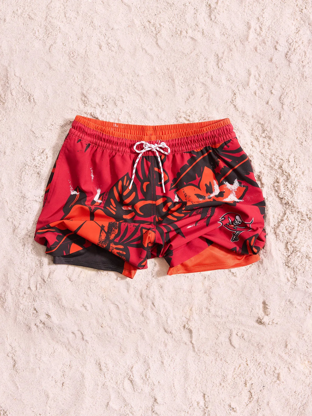 The Buccaneers Deep End Zones 5.5" (Classic Lined Swim Trunk)