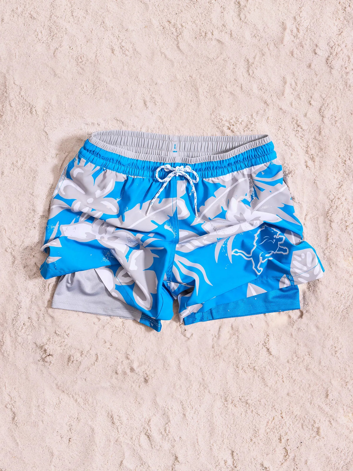 The Lions Deep End Zones 5.5" (Classic Lined Swim Trunk)